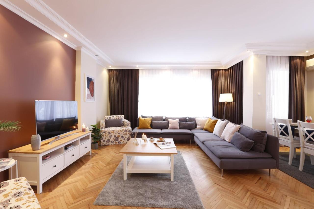Distinguished In Sisli *